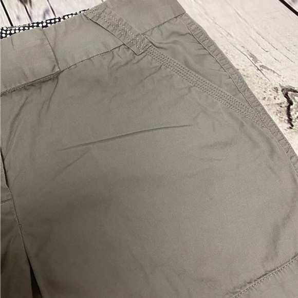 J.Crew Broken In Chino Classic Twill Short women’s Size 8 - Picture 3 of 7